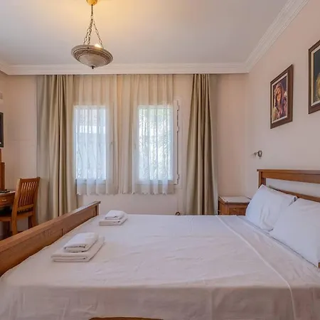 빌라 Sleeps 8, Large Close To The Sea Awz 265