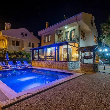 Sleeps 8, Large Close To The Sea Awz 265 Villa *