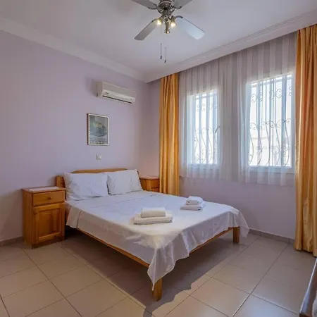 Sleeps 8, Large Close To The Sea Awz 265 Fethiye